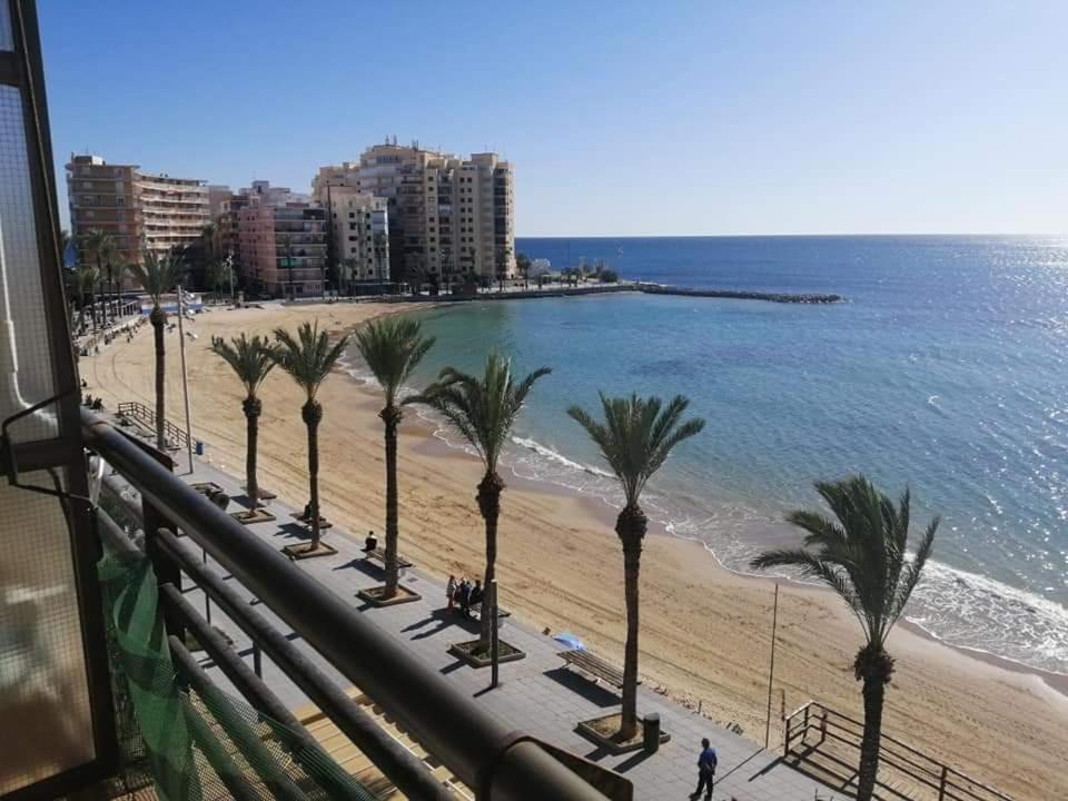 Beach Apartment 또레비에하 외부 사진