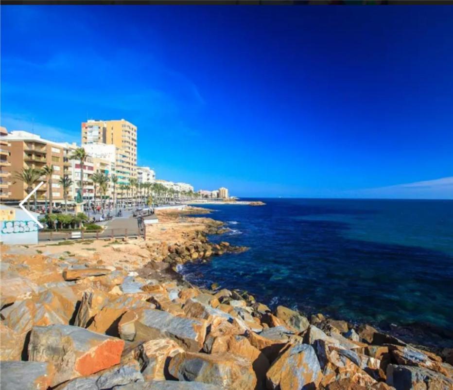 Beach Apartment 또레비에하 외부 사진