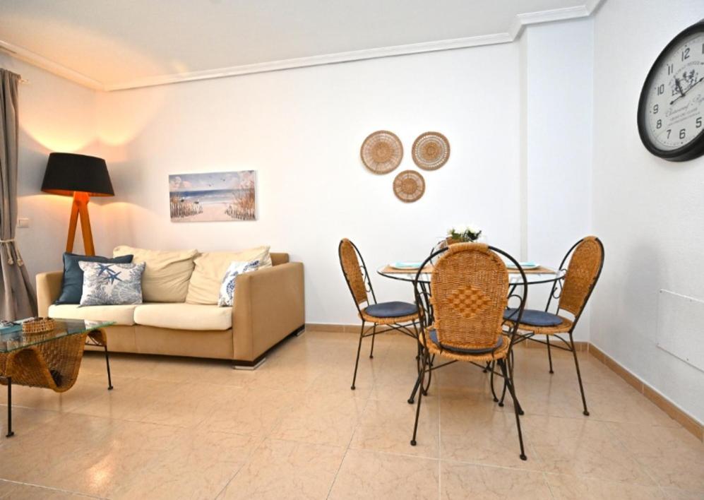 Beach Apartment 또레비에하 외부 사진