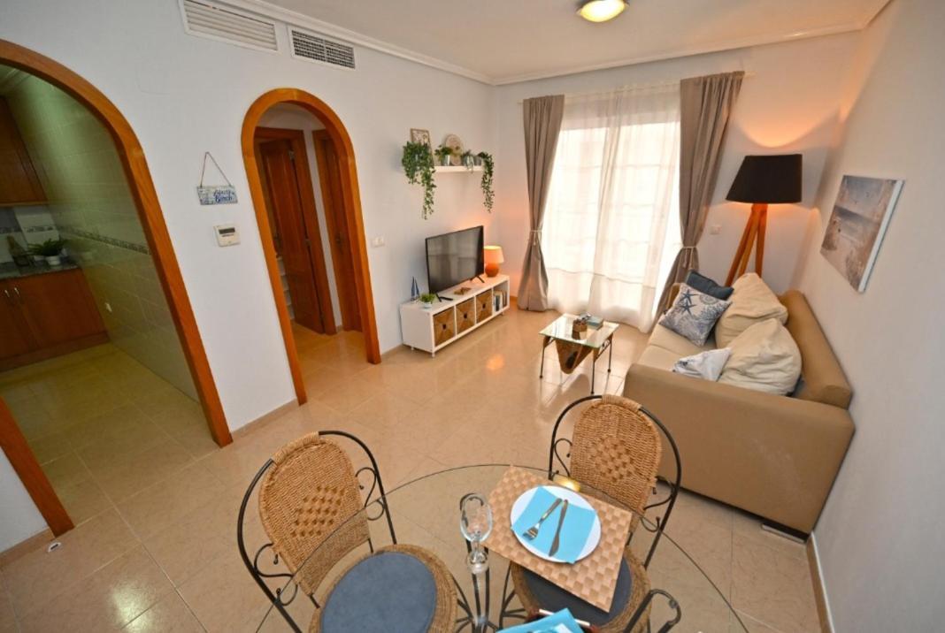 Beach Apartment 또레비에하 외부 사진