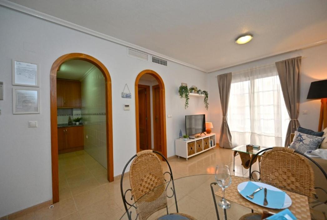 Beach Apartment 또레비에하 외부 사진