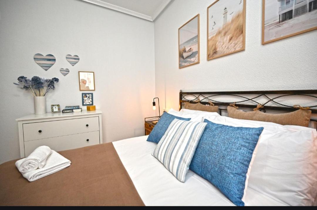 Beach Apartment 또레비에하 외부 사진